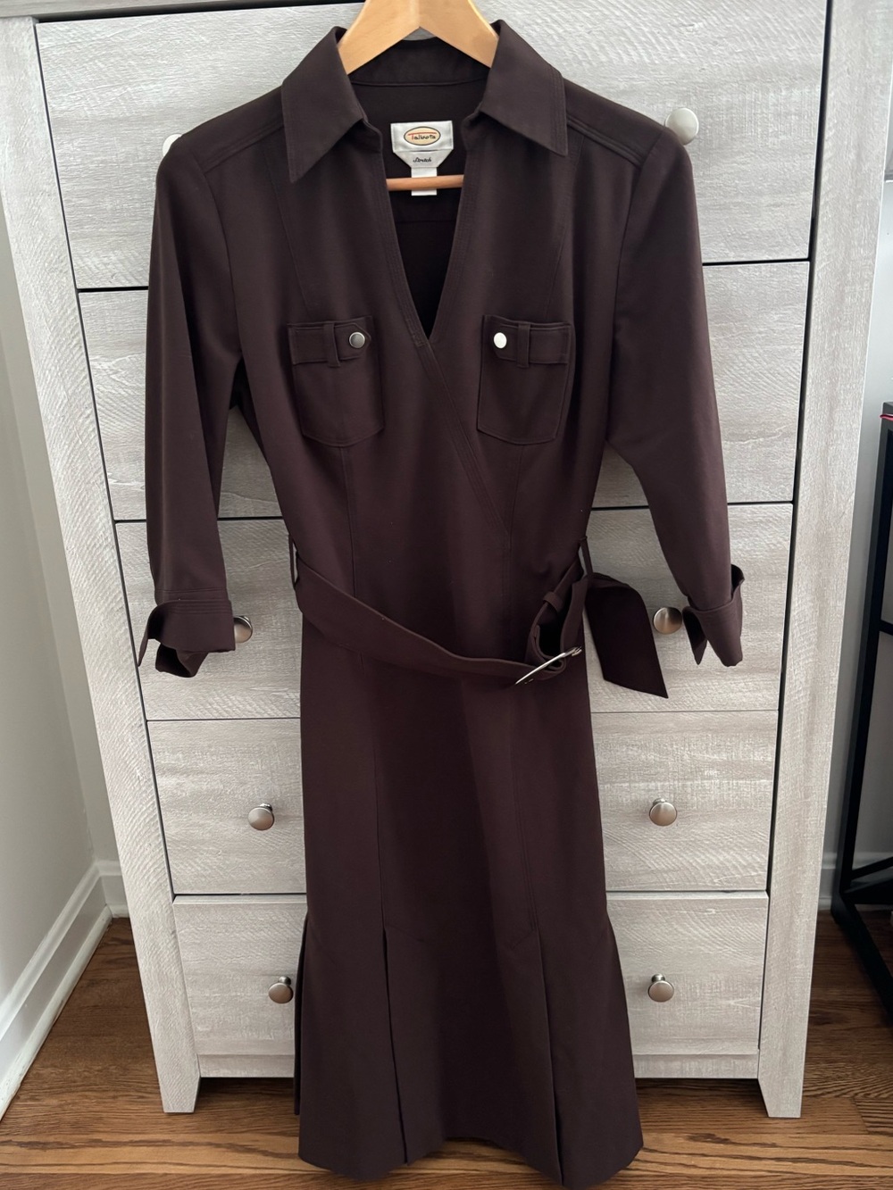 Talbots Vintage Like New Chocolate Brown Belted Midi Dress Size 6 - Picture 2 of 9